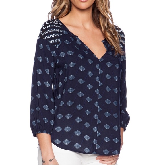 Velvet By Graham & Spencer Indian Challis Top. - Picture 1 of 7